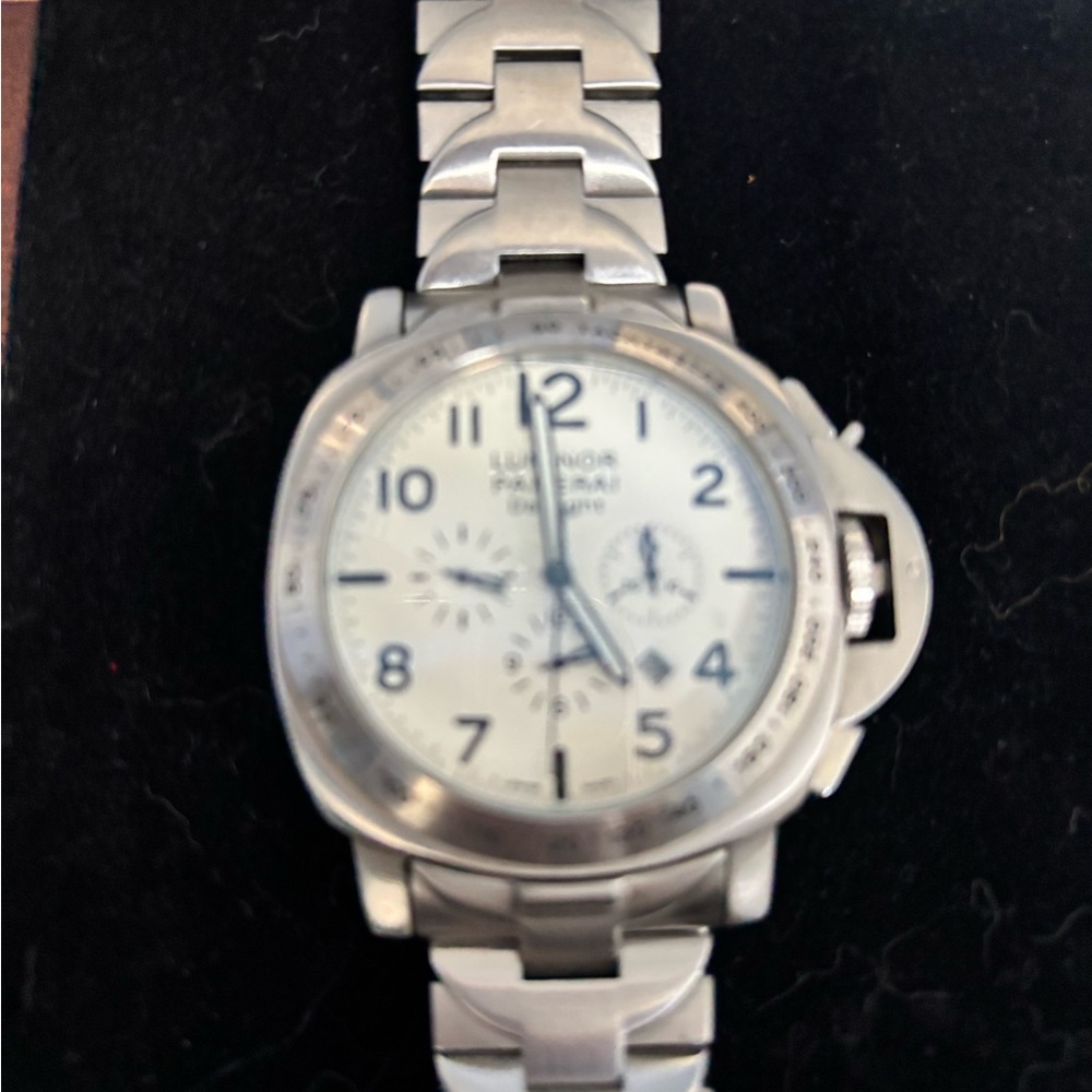 Panerai Luminor Silver and White Watch